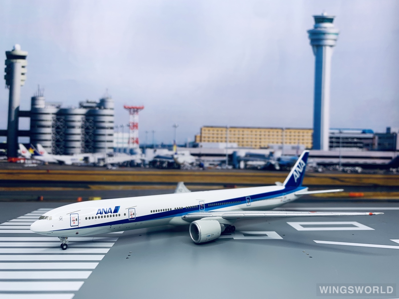 Hogan 1:400 NH40013 ANA 全日空 Boeing 777-300ER JA732A