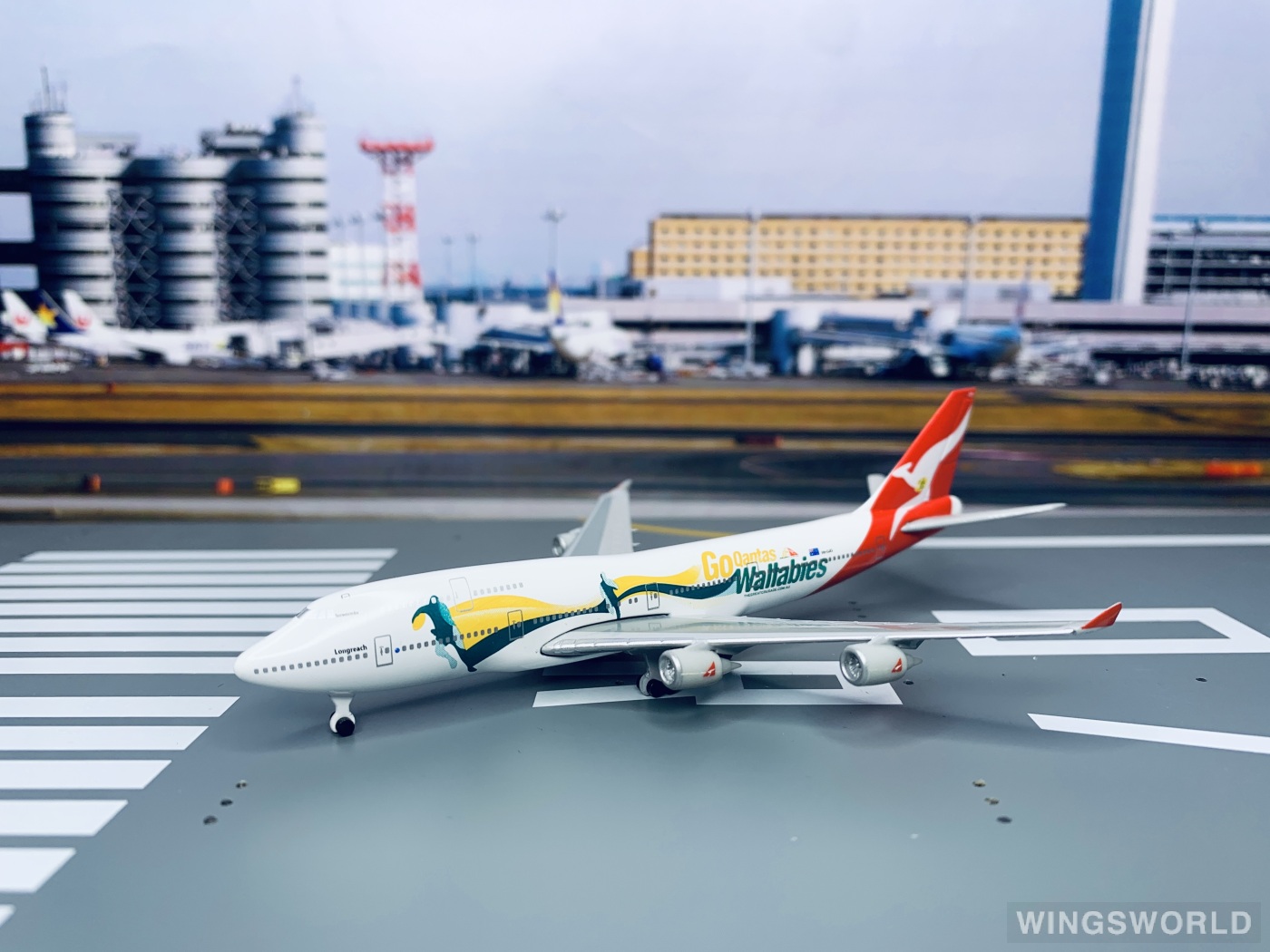 Schabak 1:600 403551612 Qantas 澳洲航空 Boeing 747-400 VH-OJO