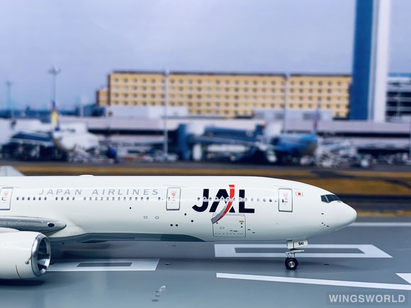 JC Wings 1:400 JC4JAL123 Japan Airlines 日本航空 Boeing 777-300 JA8941