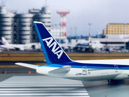 Hogan 1:400 Boeing 777-300ER ANA 全日空NH40013 JA732A 的相册- 飞机
