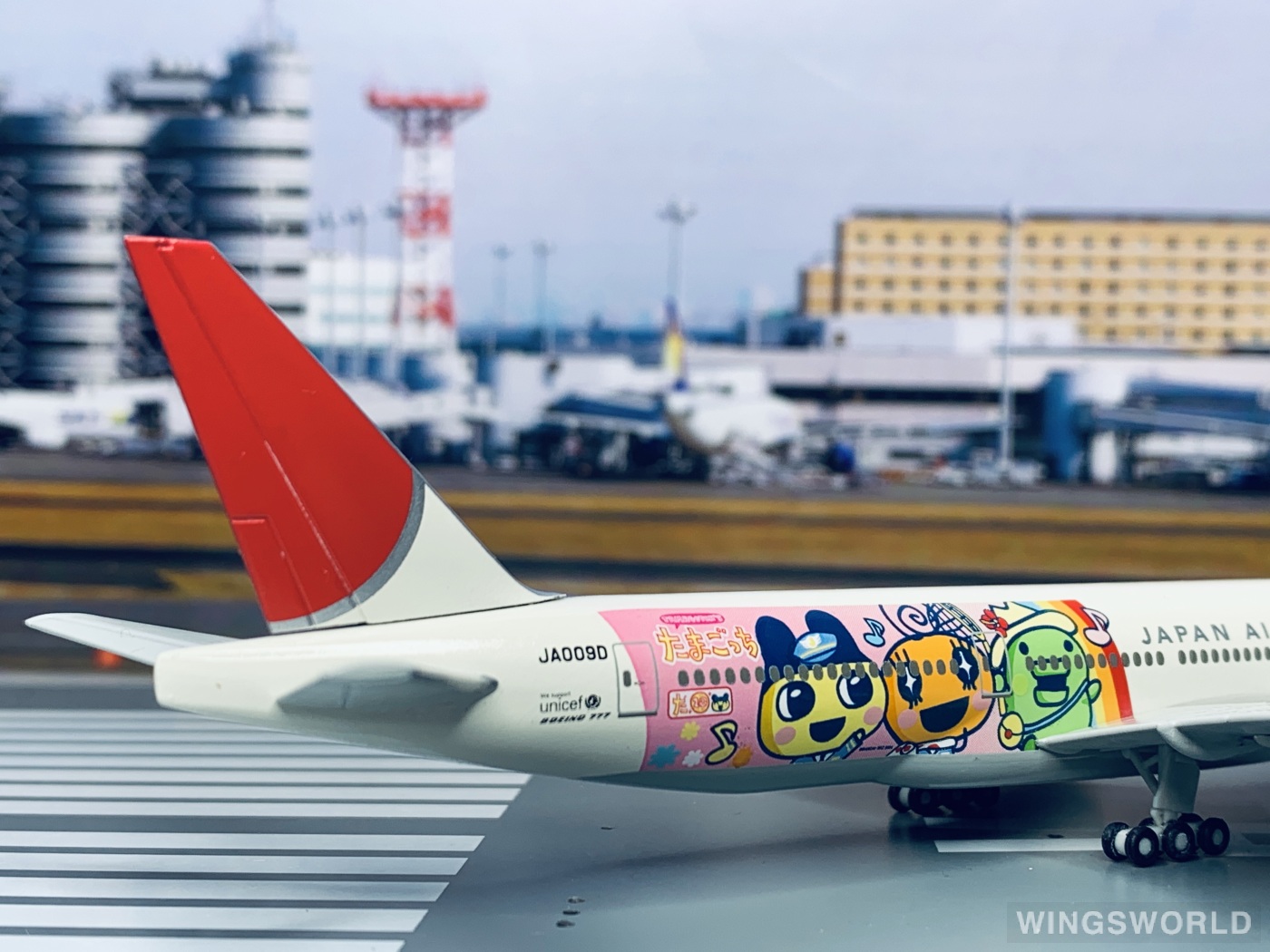 Herpa 1:400 HEJA009D Japan Airlines 日本航空 Boeing 777-200 JA009D