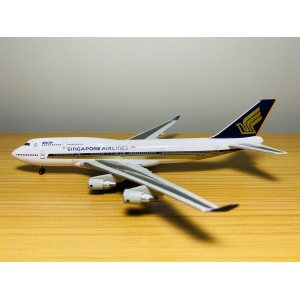 Singapore Airlines 新加坡航空 Boeing 747-400 9V-SMT  55452 Dragon Models 1:400