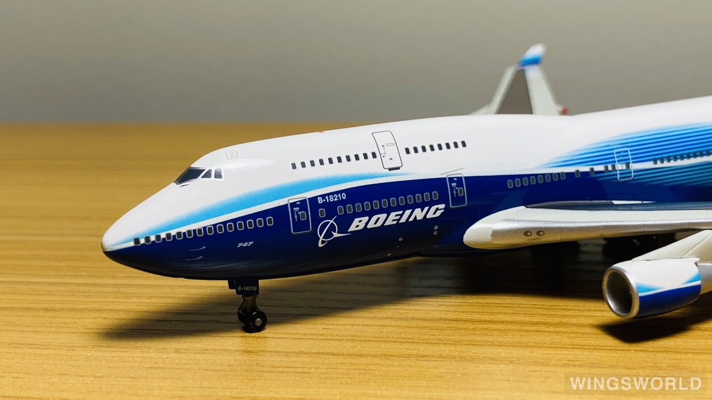 Dragon Models 1:400 55783 China Airlines 中华航空 Boeing 747-400 B-18210