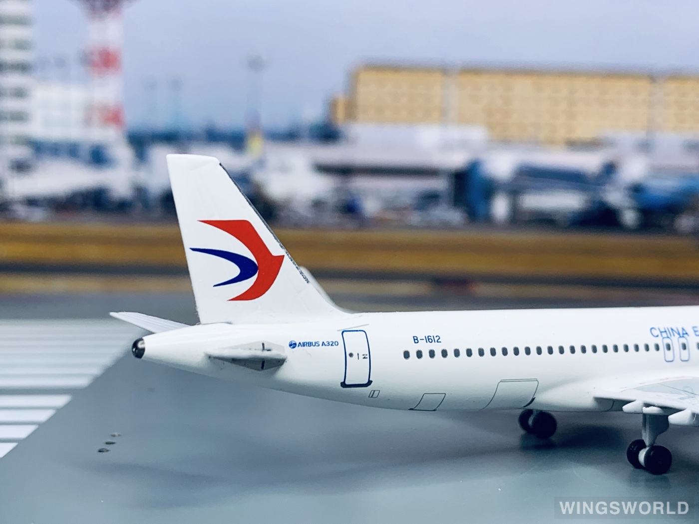 AeroClassics 1:400 AC4B1612 China Eastern 中国东方航空 Airbus A320 B-1612