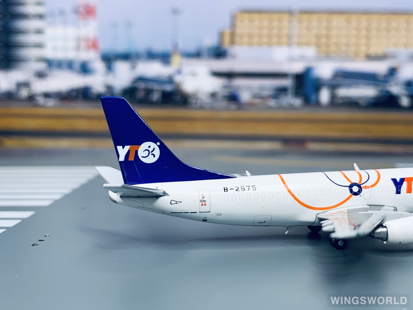 JC Wings 1:400 LH4105 YTO Airlines 圆通航空 Boeing 737-300 B-2575