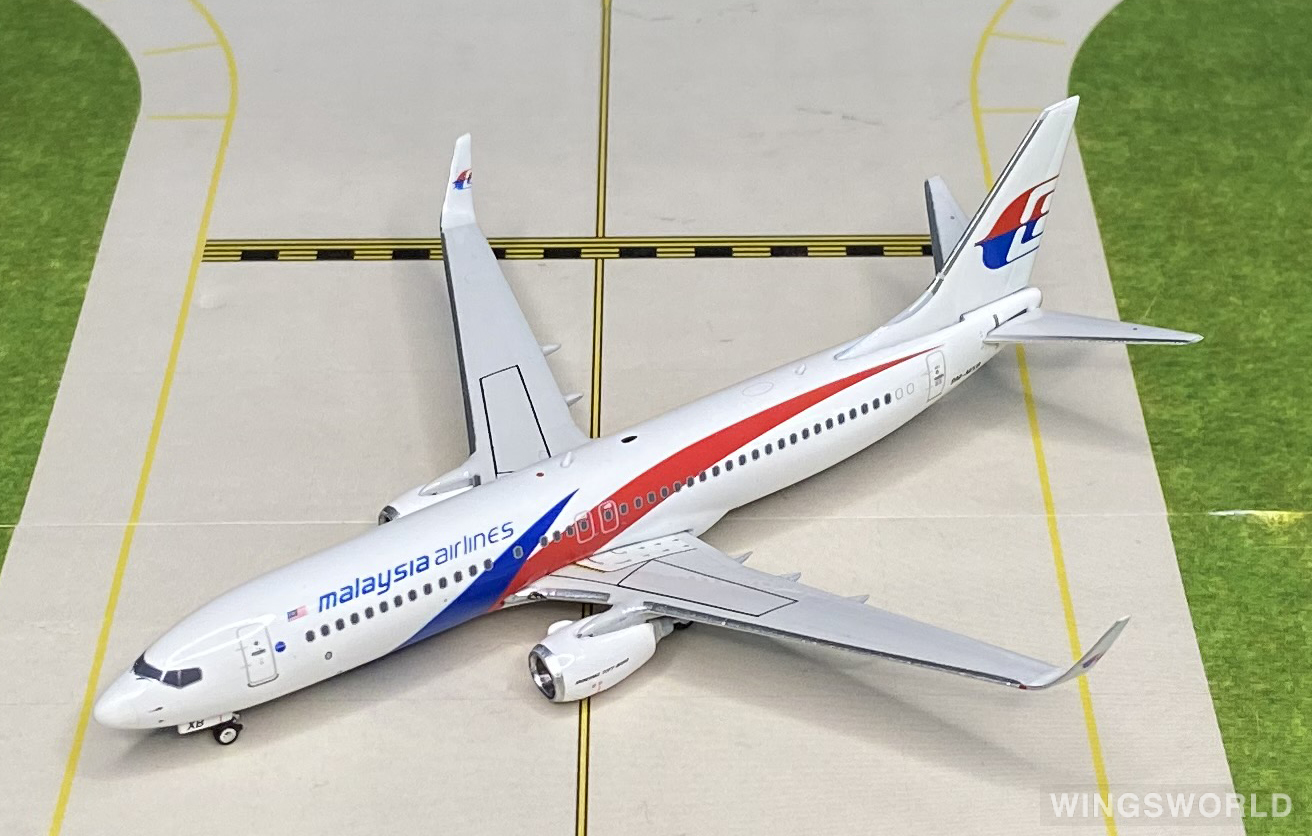 Phoenix 1:400 PH10787 Malaysia Airlines 马来西亚航空 Boeing 737-800 9M-MXB