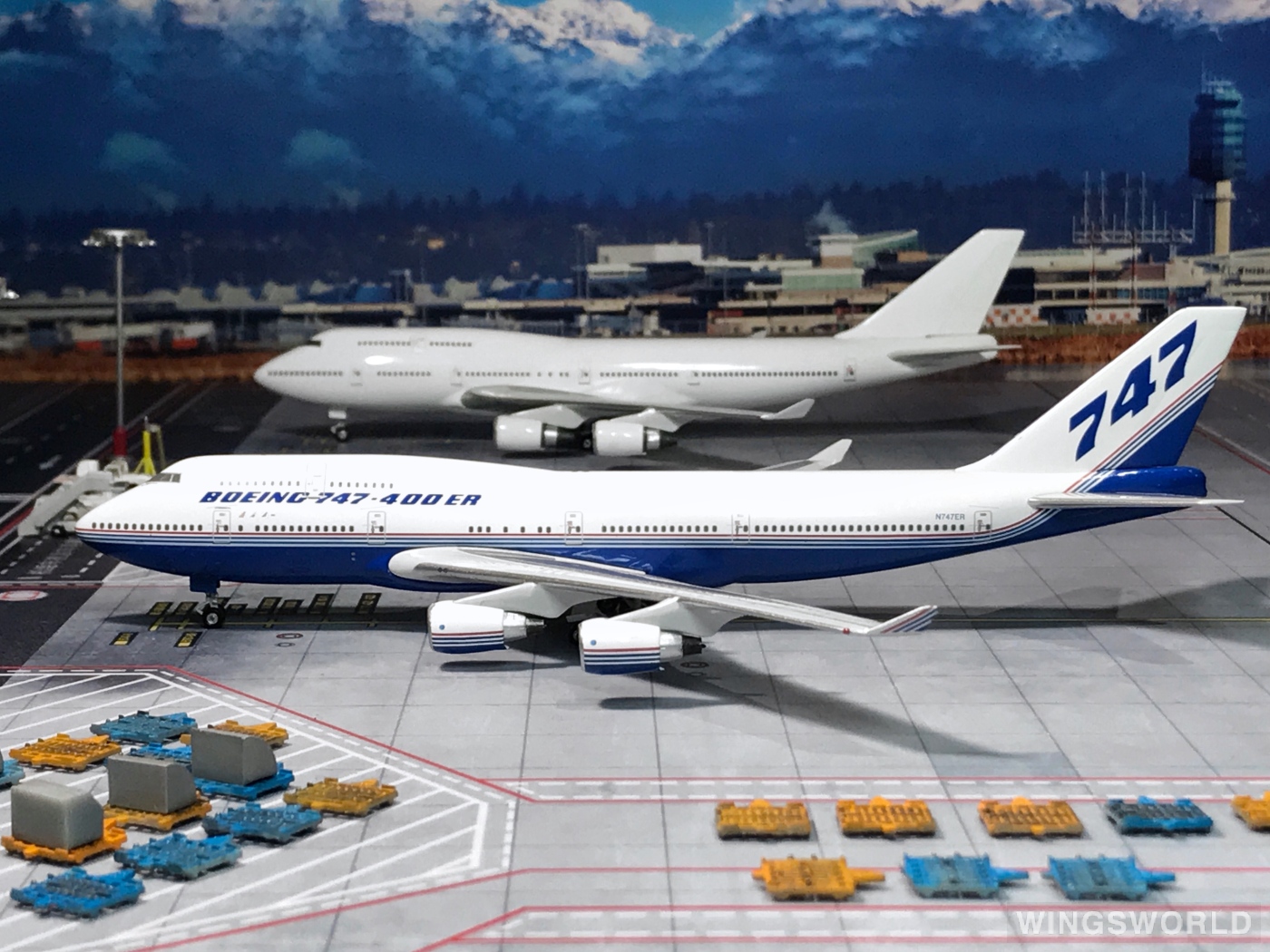 Phoenix 1:400 PH10213 Boeing 波音公司 Boeing 747-400 N747ER