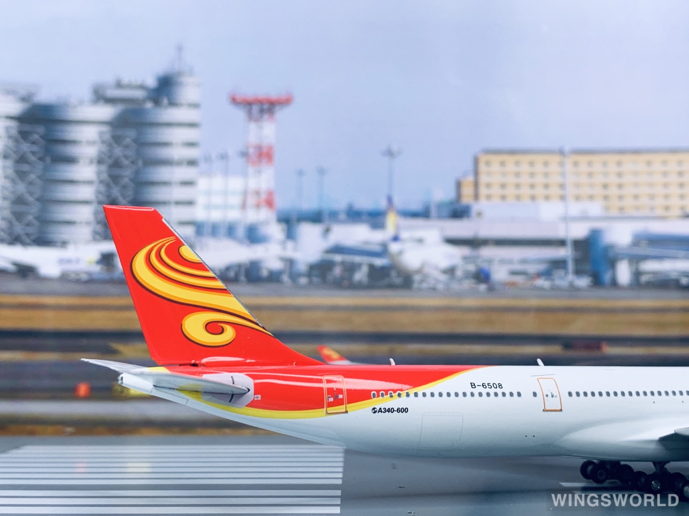 Phoenix 1:400 PH11223 Hainan Airlines 海南航空 Airbus A340-600 B-6508