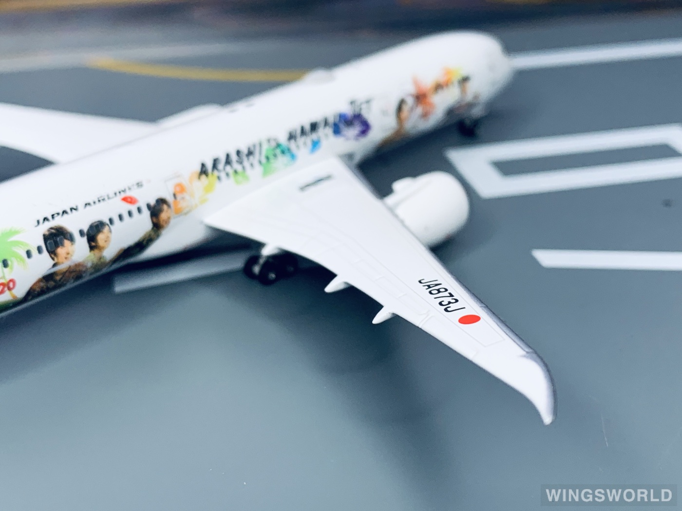 Phoenix 1:400 PH04344 Japan Airlines 日本航空 Boeing 787-9 JA873J