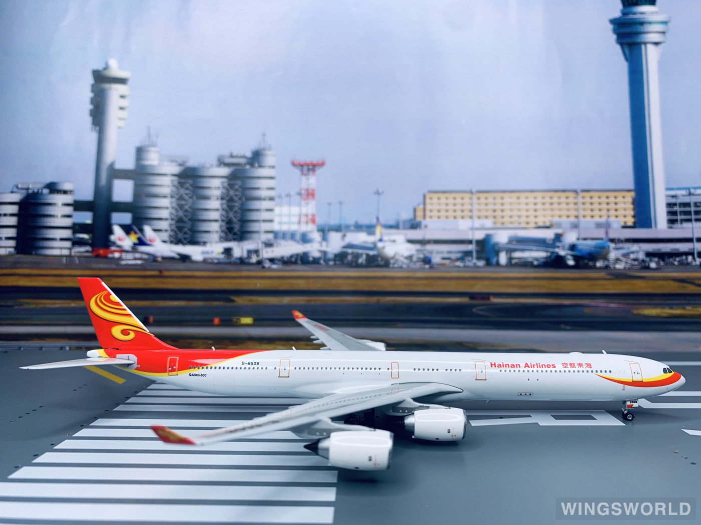 Phoenix 1:400 PH11223 Hainan Airlines 海南航空 Airbus A340-600 B-6508