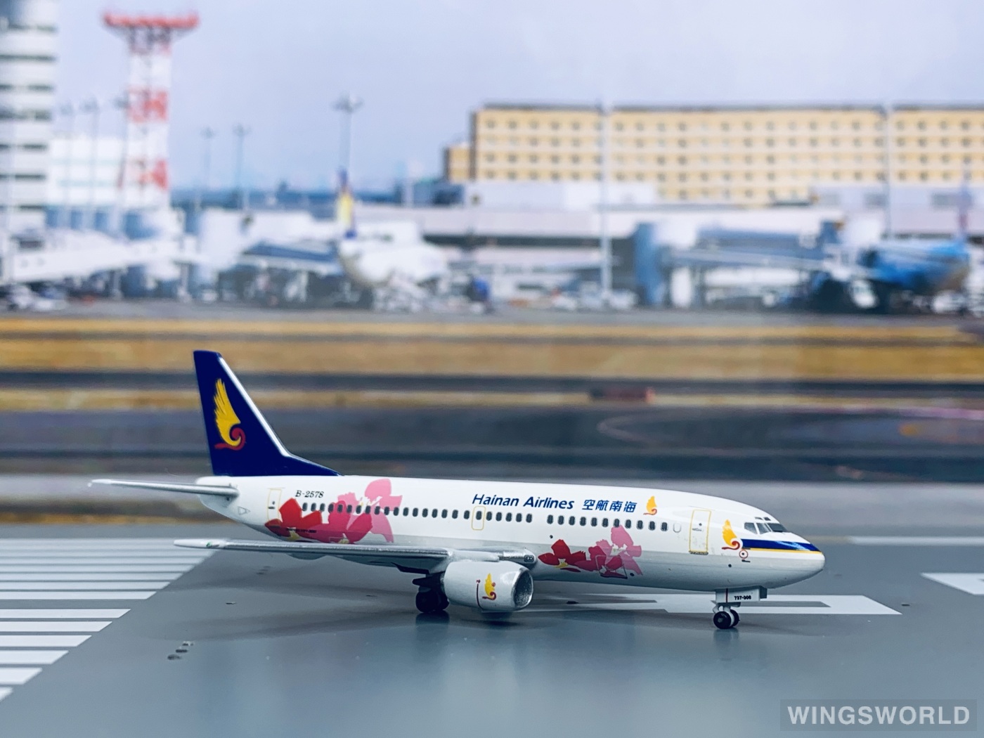 AeroClassics 1:400 AC4B2578 Hainan Airlines 海南航空 Boeing 737-300 B-2578
