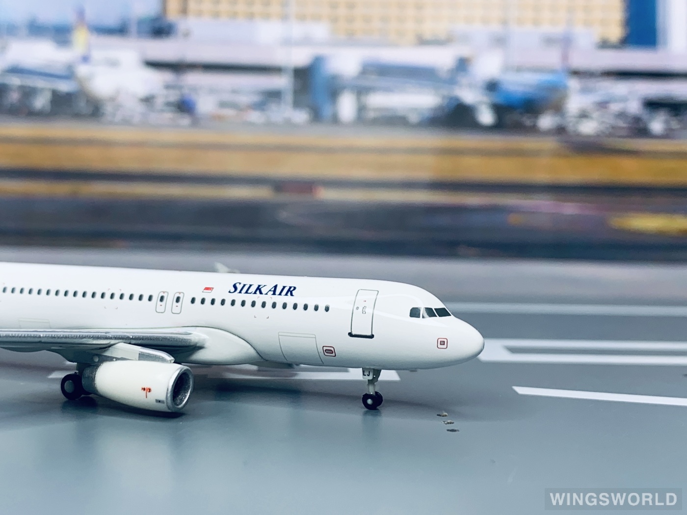 Herpa 1:400 560993 SilkAir 胜安航空 Airbus A320 9V-SLJ