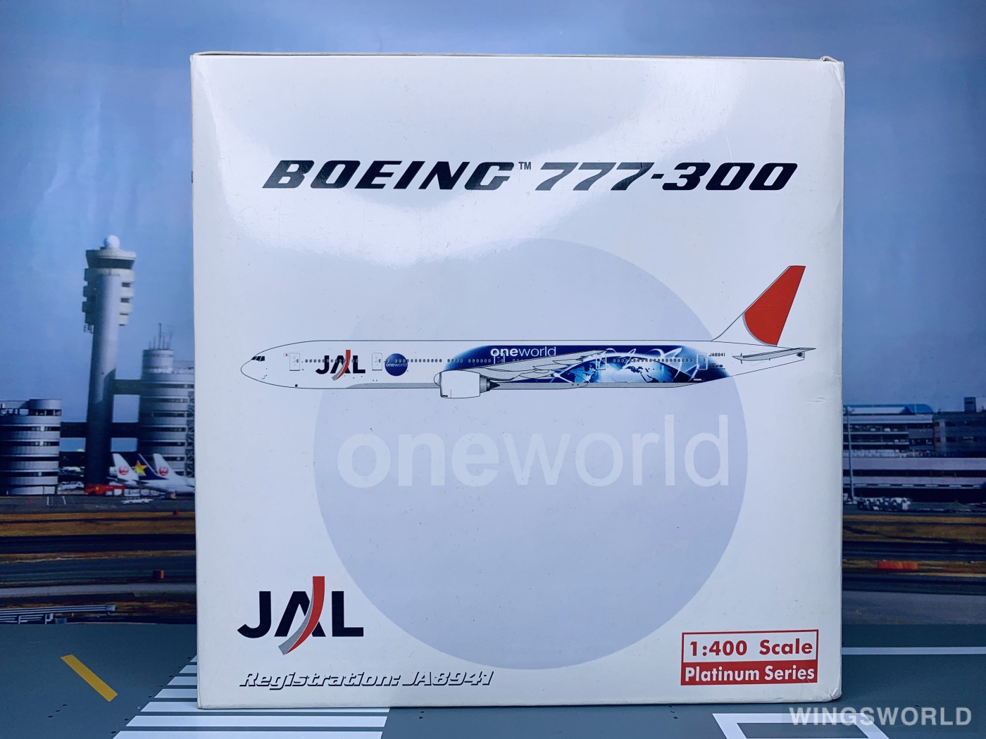 Phoenix 1:400 PH10192 Japan Airlines 日本航空 Boeing 777-300 JA8941