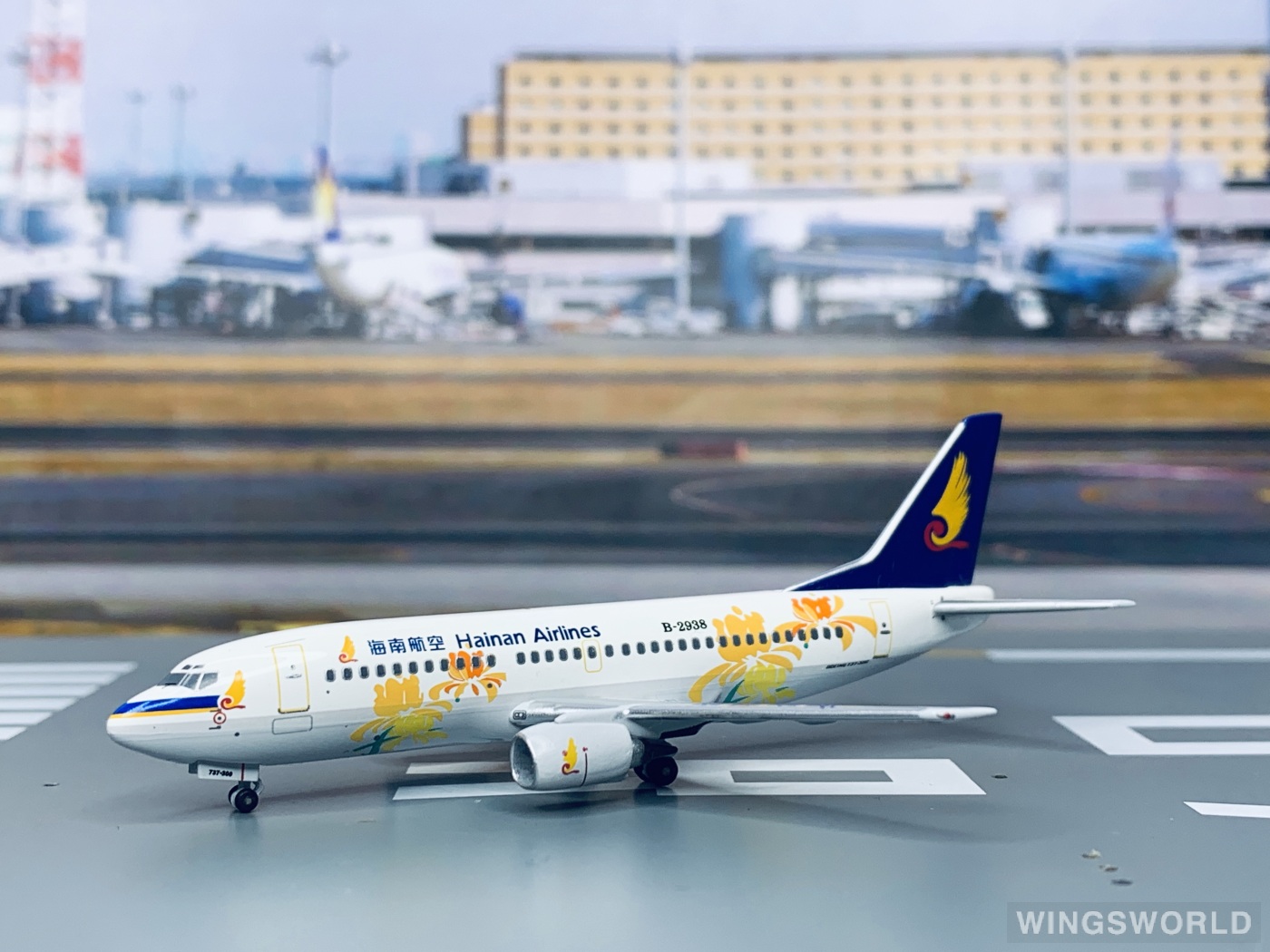 AeroClassics 1:400 AC4B2938 Hainan Airlines 海南航空 Boeing 737-300 B-2938
