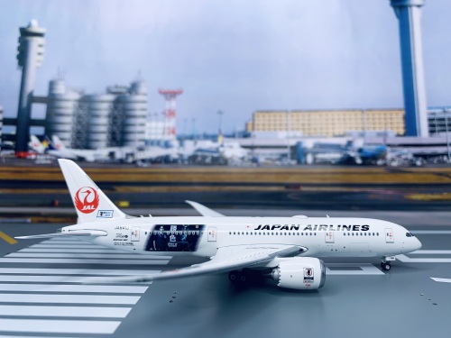 Japan Airlines 日本航空 Boeing 787-8 JA841J  PH04251 Phoenix 1:400