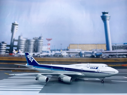 ANA全日空　DHC-8-300 JA801K 1/200 000000038871_VM2pCVH.jpg