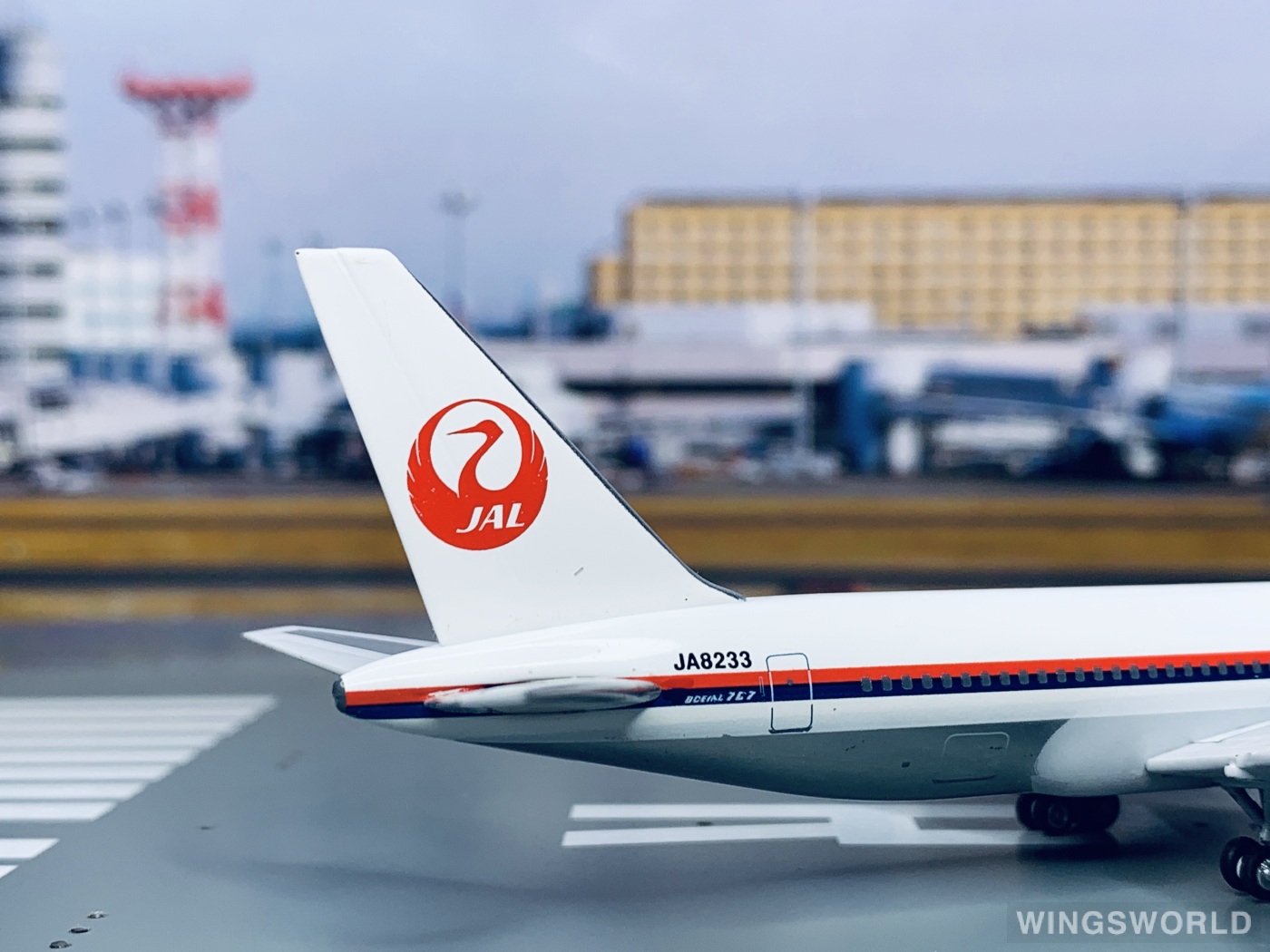 AeroClassics 1:400 AC419442 Japan Airlines 日本航空 Boeing 767-200 JA8233