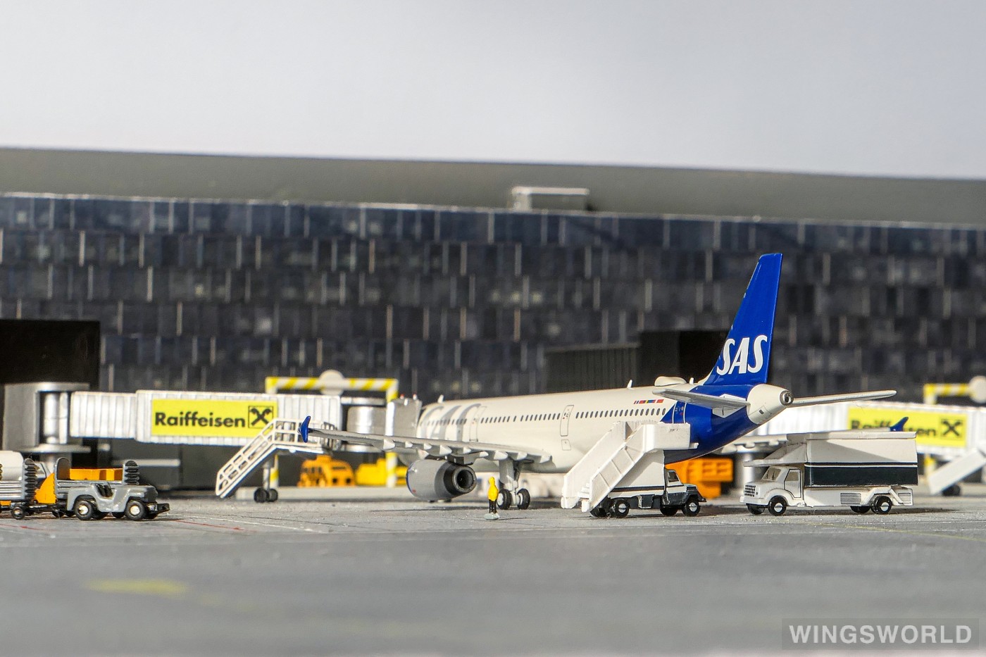 NGmodels 1:400 NG13005 SAS 北欧航空 Airbus A321 OY-KBH