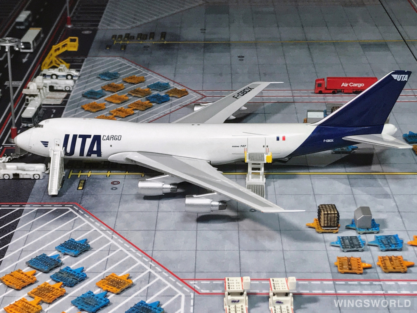 Big Bird 1:400 BB4-2005-XX UTA 法国联合航空 Boeing 747-200 F-GBOX