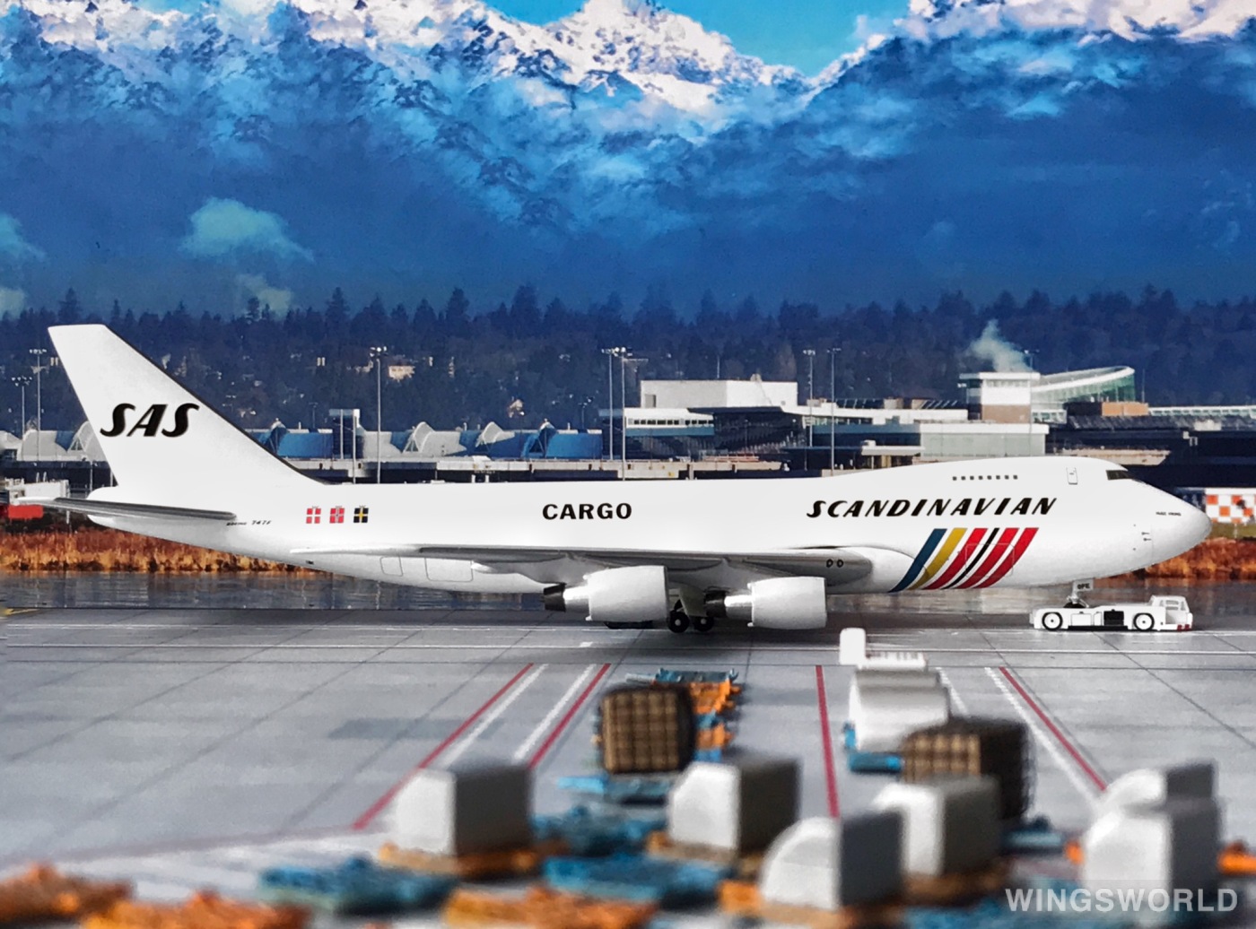 AeroClassics 1:400 ACN640FE SAS 北欧航空 Boeing 747-200 N640FE