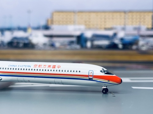 Geminijets 1:400 McDonnell Douglas MD-82 China Eastern 中国