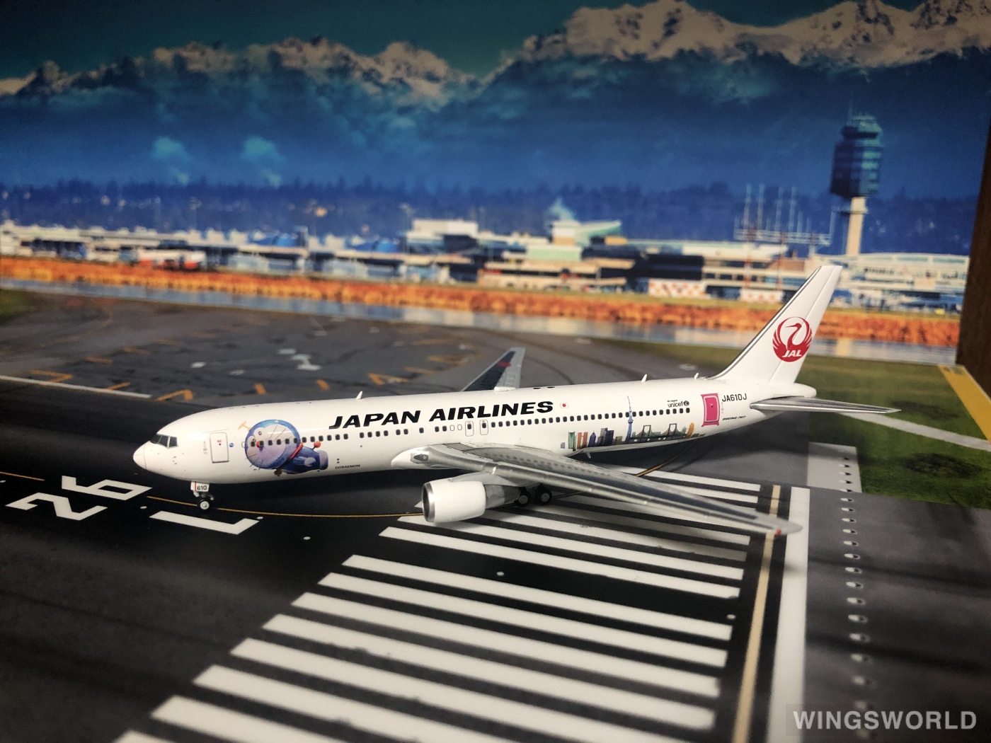JC Wings 1:400 XX4720 Japan Airlines 日本航空 Boeing 767-300 JA610J