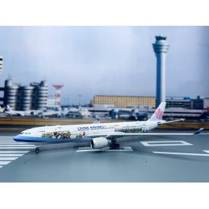 China Airlines 中华航空 Airbus A330-300 B-18358  PH10946 Phoenix 1:400