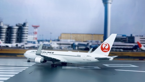 Phoenix 1:400 Boeing 767-300 Japan Airlines 日本航空PH04346 JA621J