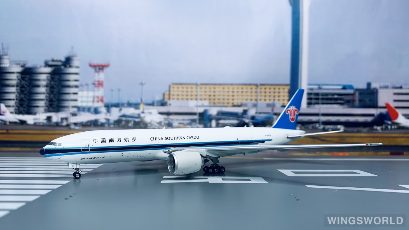 Phoenix 1:400 PH11636 China Southern 中国南方航空 Boeing 777F B-20EM