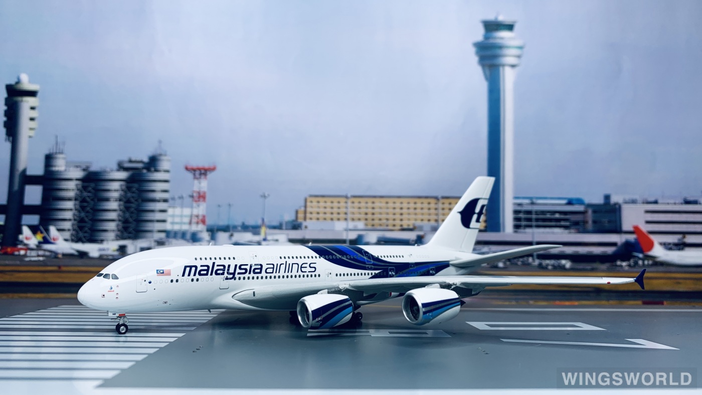 Phoenix 1:400 PH04341 Malaysia Airlines 马来西亚航空 Airbus A380-800 9M-MNB
