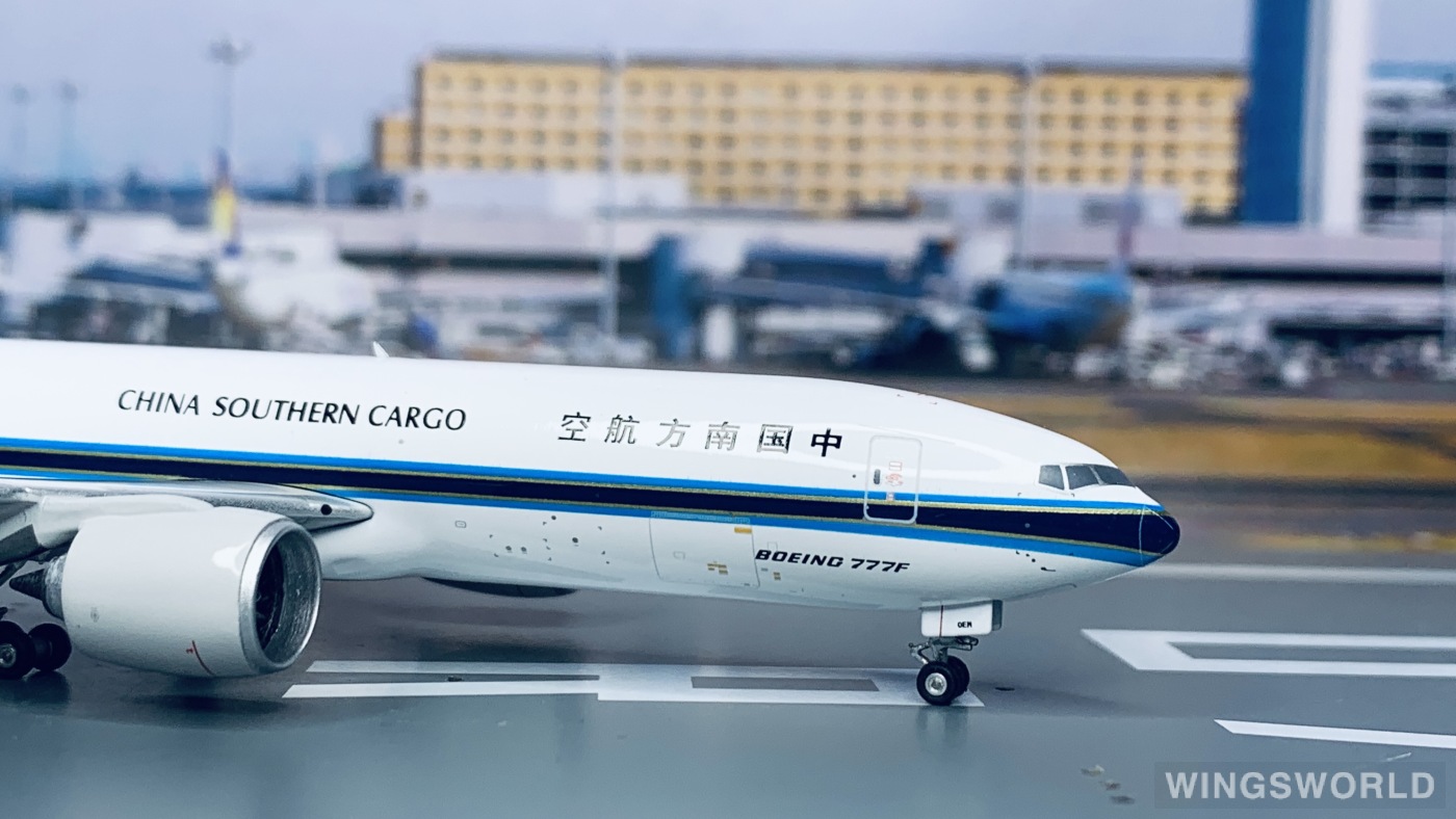 Phoenix 1:400 PH11636 China Southern 中国南方航空 Boeing 777F B-20EM