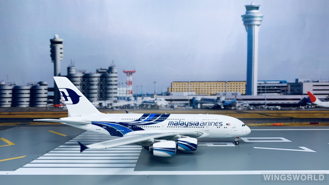 Phoenix 1:400 PH04341 Malaysia Airlines 马来西亚航空 Airbus A380-800 9M-MNB
