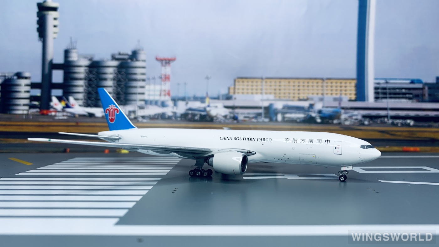 Phoenix 1:400 PH10320B China Southern 中国南方航空 Boeing 777F B-2072