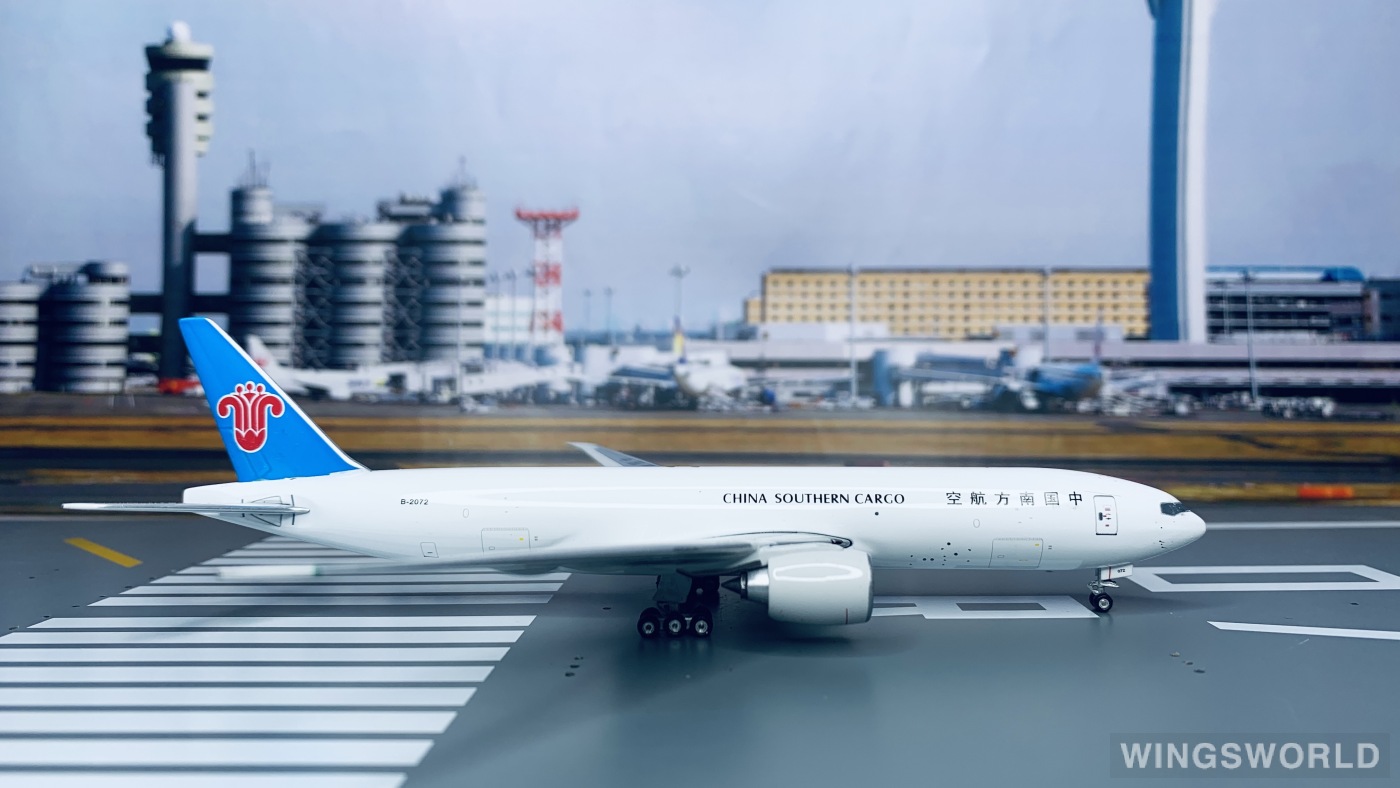 Phoenix 1:400 PH10320B China Southern 中国南方航空 Boeing 777F B-2072