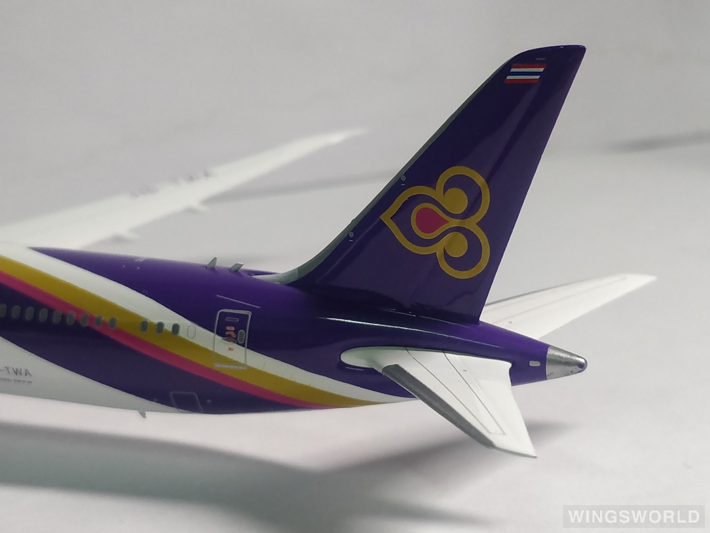 Phoenix 1:400 PH11405 Thai Airways 泰国国际航空 Boeing 787-9 HS-TWA