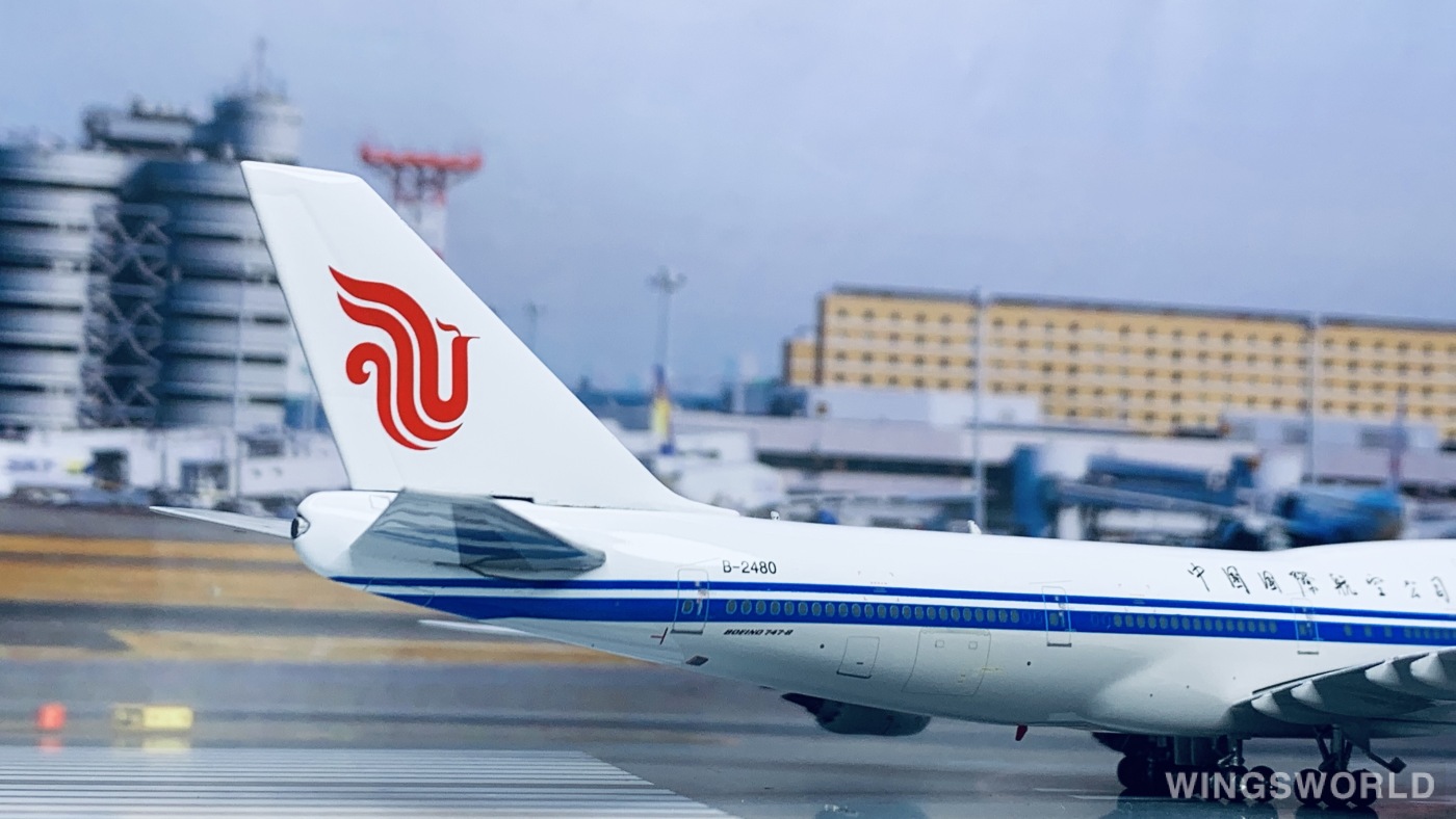 Phoenix 1:400 PH11229 Air China 中国国际航空 Boeing 747-8i B-2480