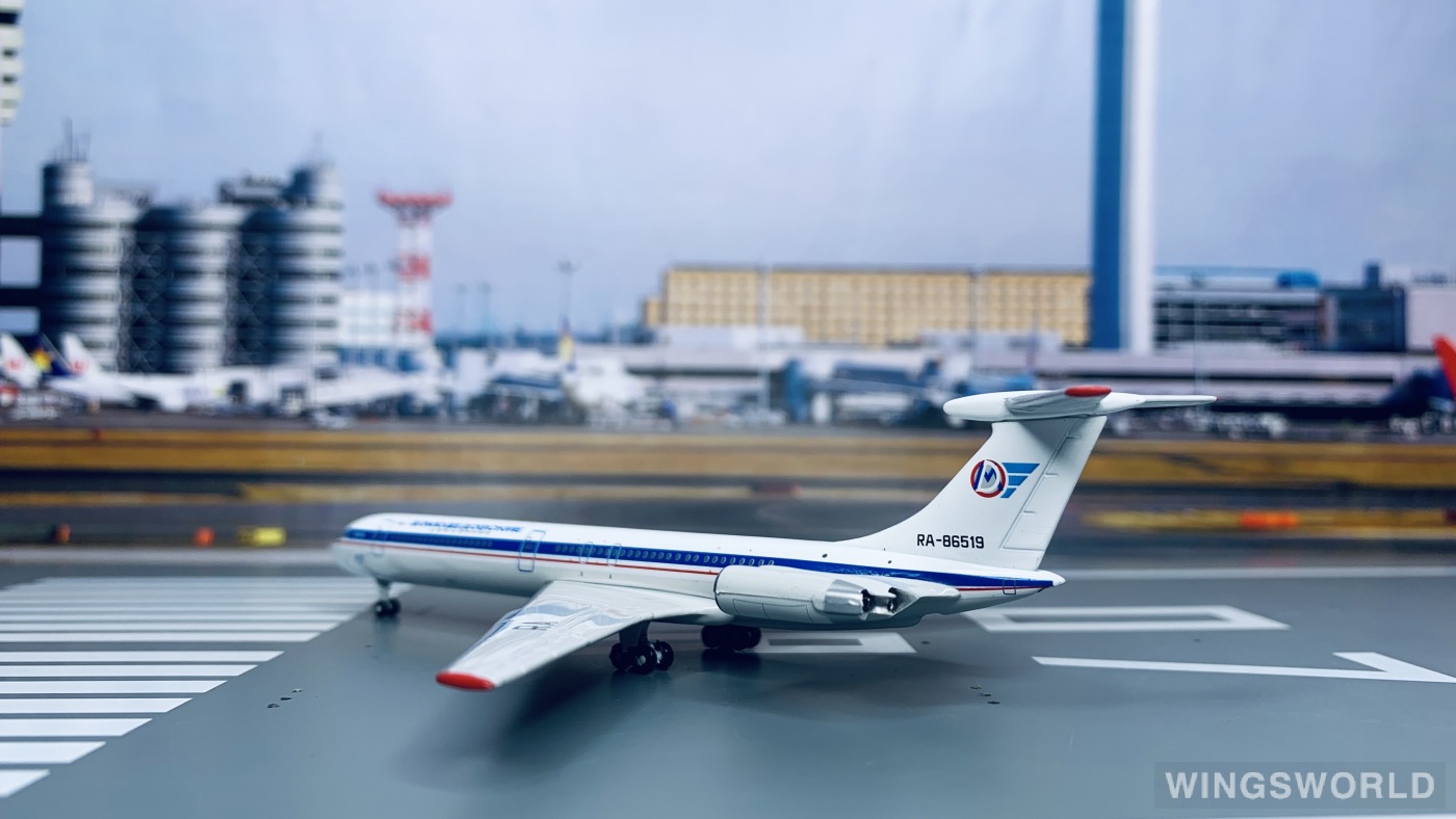 Geminijets 1:400 GJDMO873 Domodedovo Airlines 多莫杰多沃航空 Ilyushin Il-62 RA-86519