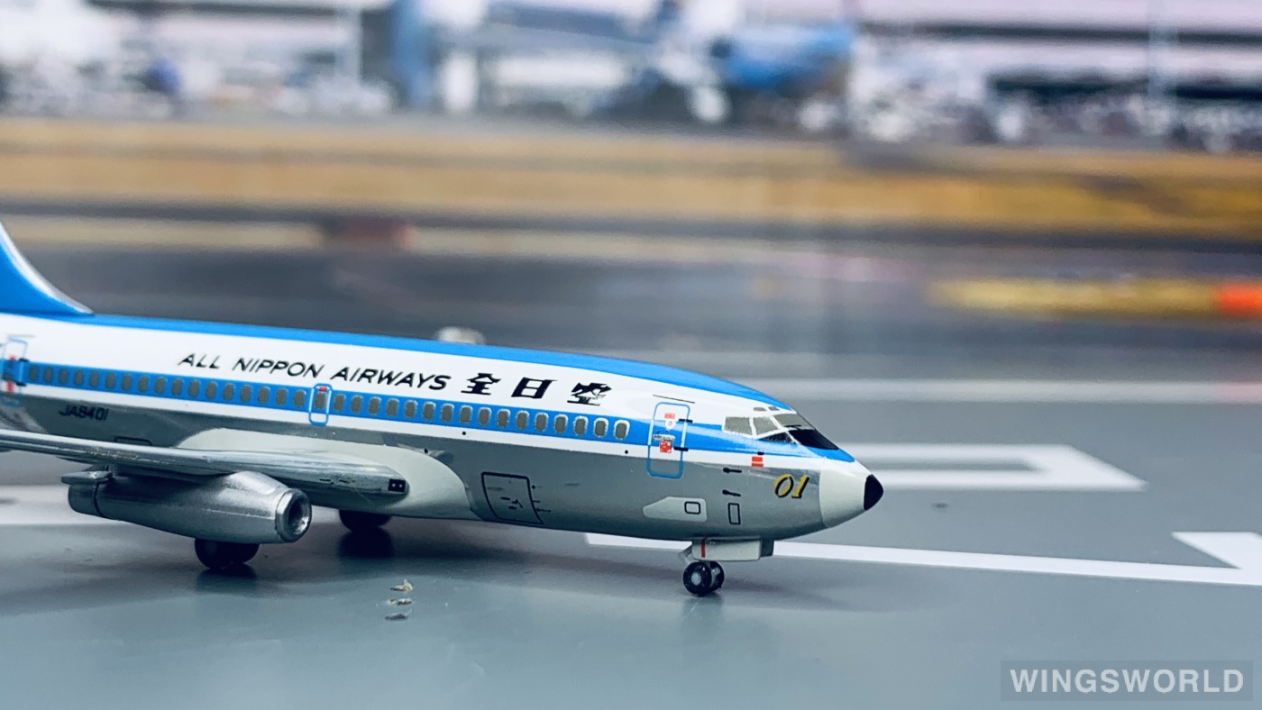 Hogan 1:400 NH40034 ANA 全日空 Boeing 737-200 JA8401