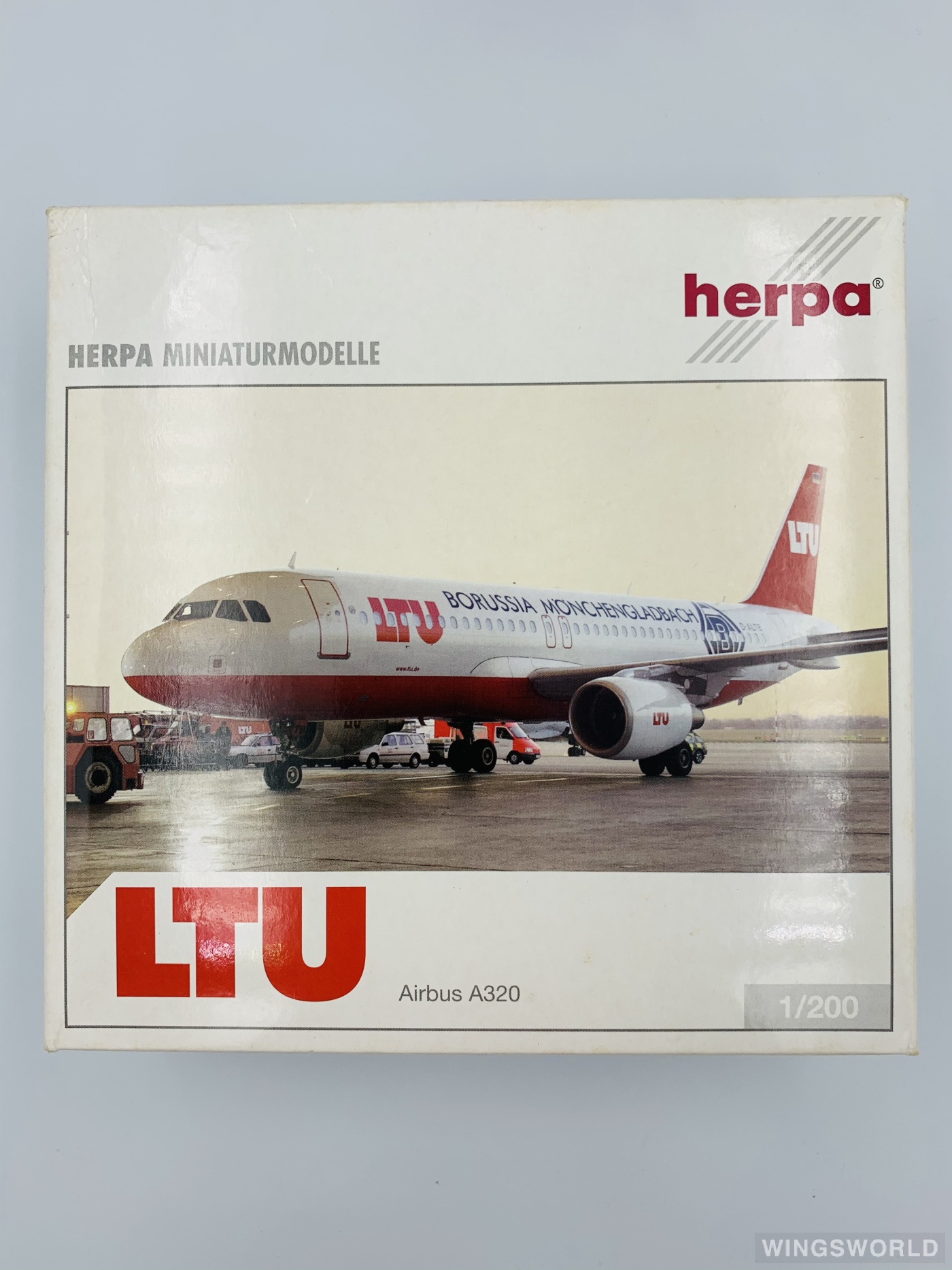 Herpa 1:200 550611 LTU International Airbus A320 D-ALTB