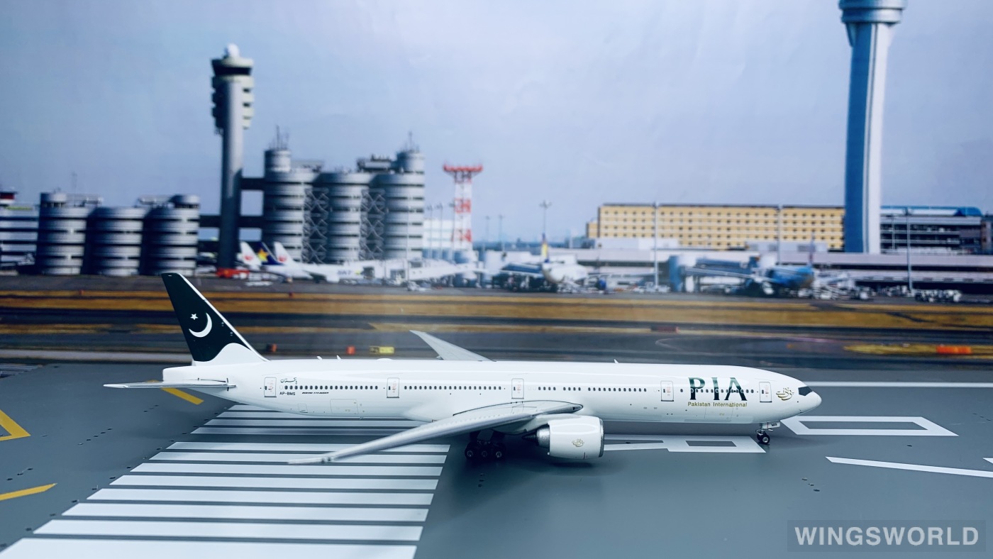 Phoenix 1:400 PH11569 PIA 巴基斯坦航空 Boeing 777-300ER AP-BMS