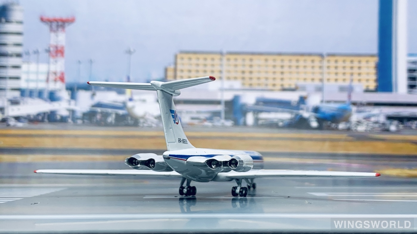 Geminijets 1:400 GJDMO873 Domodedovo Airlines 多莫杰多沃航空 Ilyushin Il-62 RA-86519
