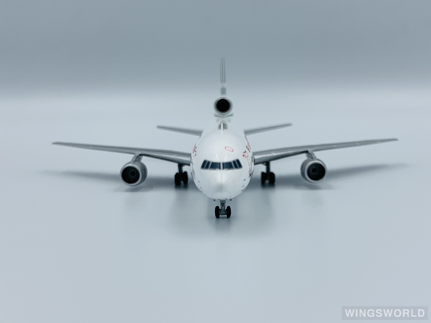 JC Wings 1:400 XX4093 Cathay Pacific 国泰航空 Lockheed L-1011 TriStar VR-HOK