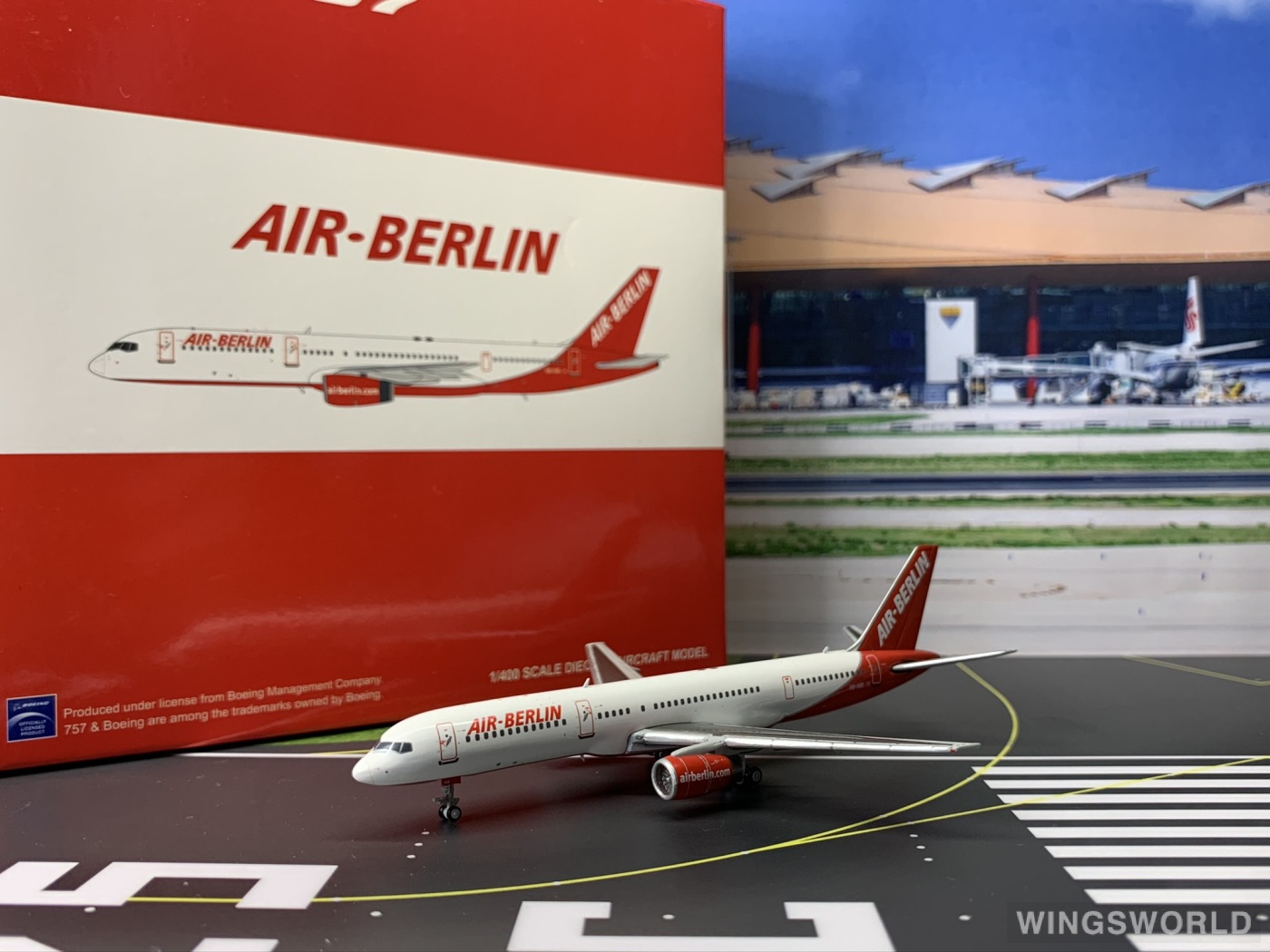 JC Wings 1:400 LH4091 Air Berlin 柏林航空 Boeing 757-200 HB-IHR