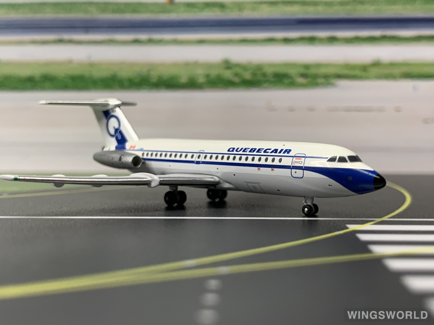 AeroClassics 1:400 ACCFQBR Quebecair BAC 111 C-FQBR