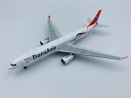 TransAsia 复兴航空 Airbus A330-300 B-22101 AV4028 Aviation400 1:400