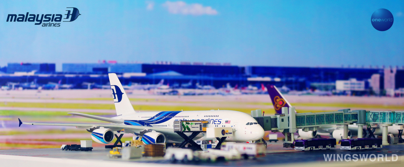 Phoenix 1:400 PH04341 Malaysia Airlines 马来西亚航空 Airbus A380-800 9M-MNB