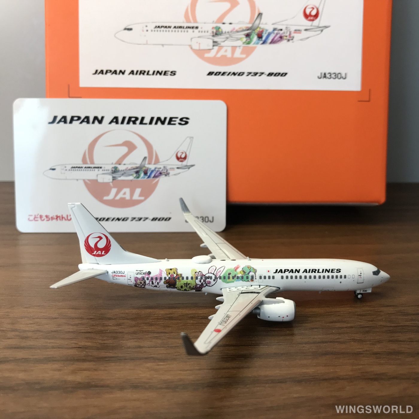 JC Wings 1:400 EW4738004 Japan Airlines 日本航空 Boeing 737-800 JA330J