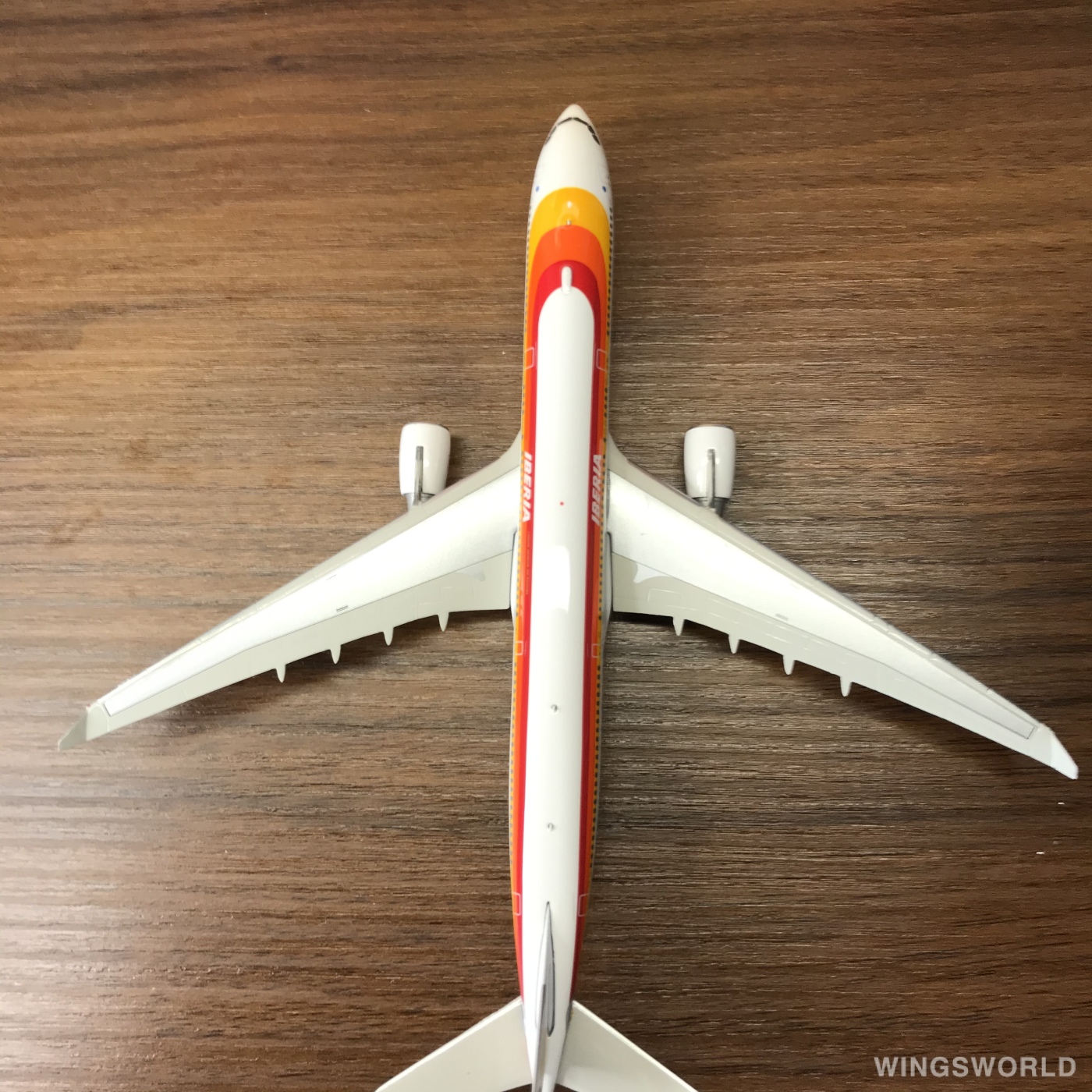 Phoenix 1:400 PH10769 Iberia 西班牙国家航空 Airbus A330-300 EC-LUB