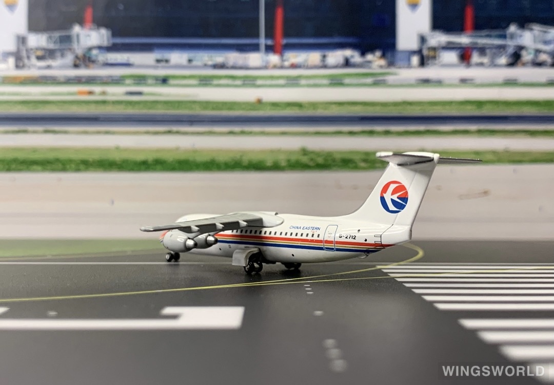 Geminijets 1:400 GJCES1727 China Eastern 中国东方航空 BAe 146 B-2712