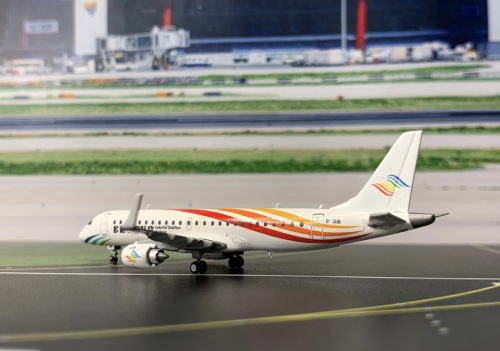 xx4675 colorful guizhou airlines 多彩贵州航空 embraer erj 190 b
